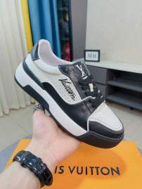 Picture of Louis Vuitton Shoes _SKULVsz38-44mnf036617031